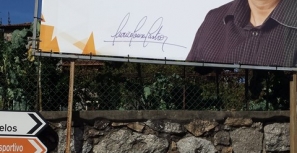 Cartazes do PSD vandalizados em Fornelos